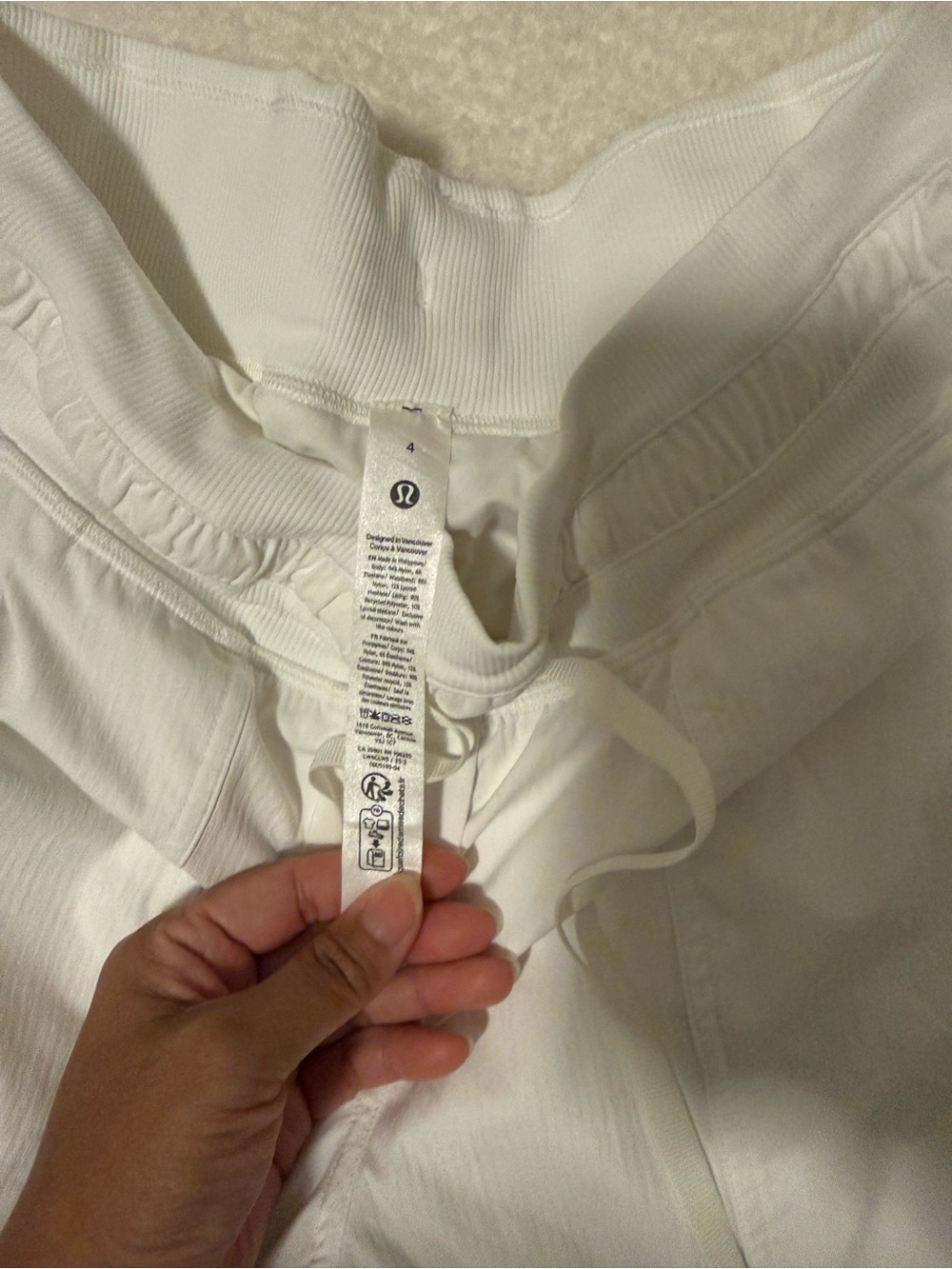 lululemon athletica Women’s White Drawstring Joggers